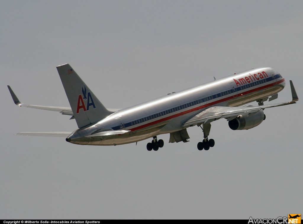 N176AA - Boeing 757-223 - American Airlines