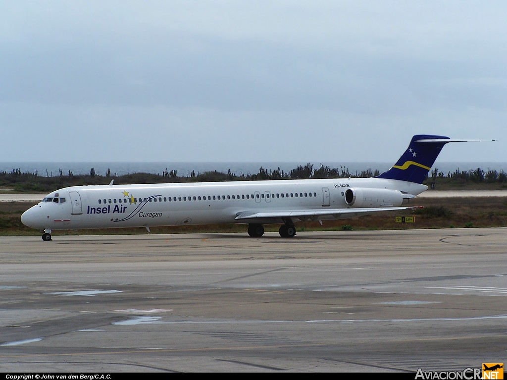 PJ-MDB - McDonnell Douglas MD-82 (DC-9-82) - Insel Air