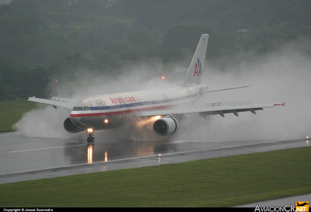 N80052 - Airbus A300B4-605R - American Airlines