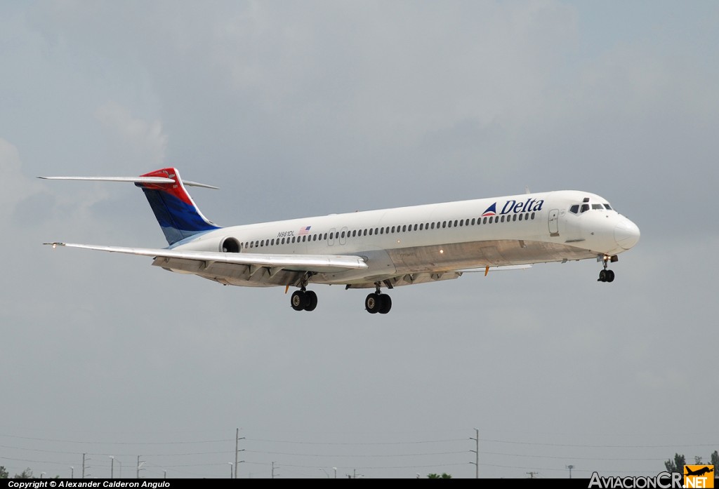 N981DL - McDonnell Douglas MD-88 - Delta Air Lines