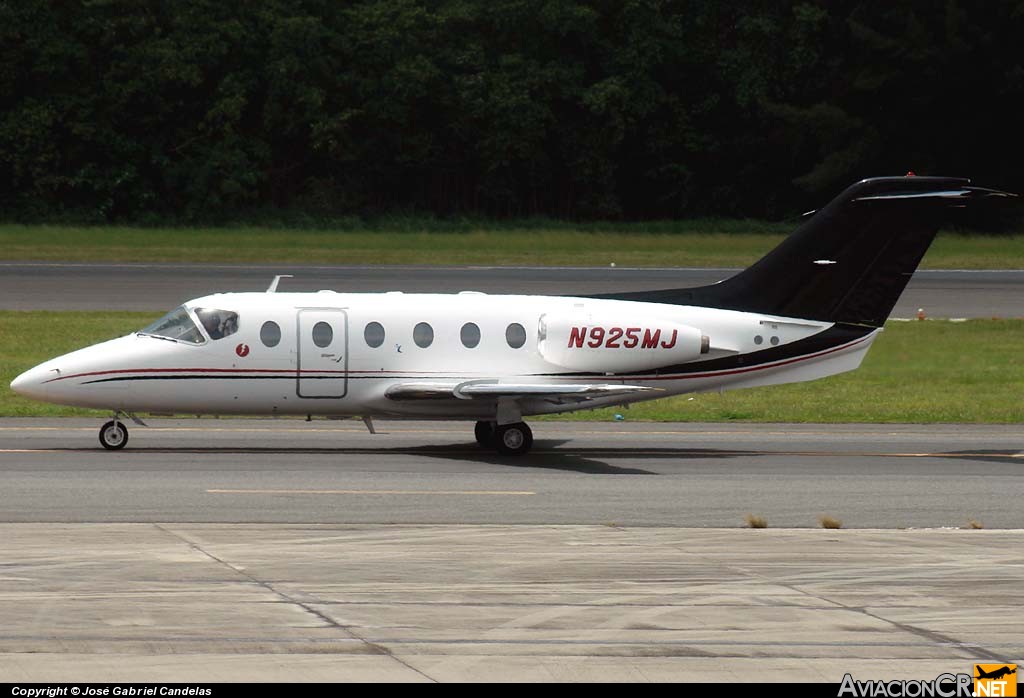 N925MJ - Mitsubishi MU300 Diamond 1A - Mid-Atlantic Aviation II LLC