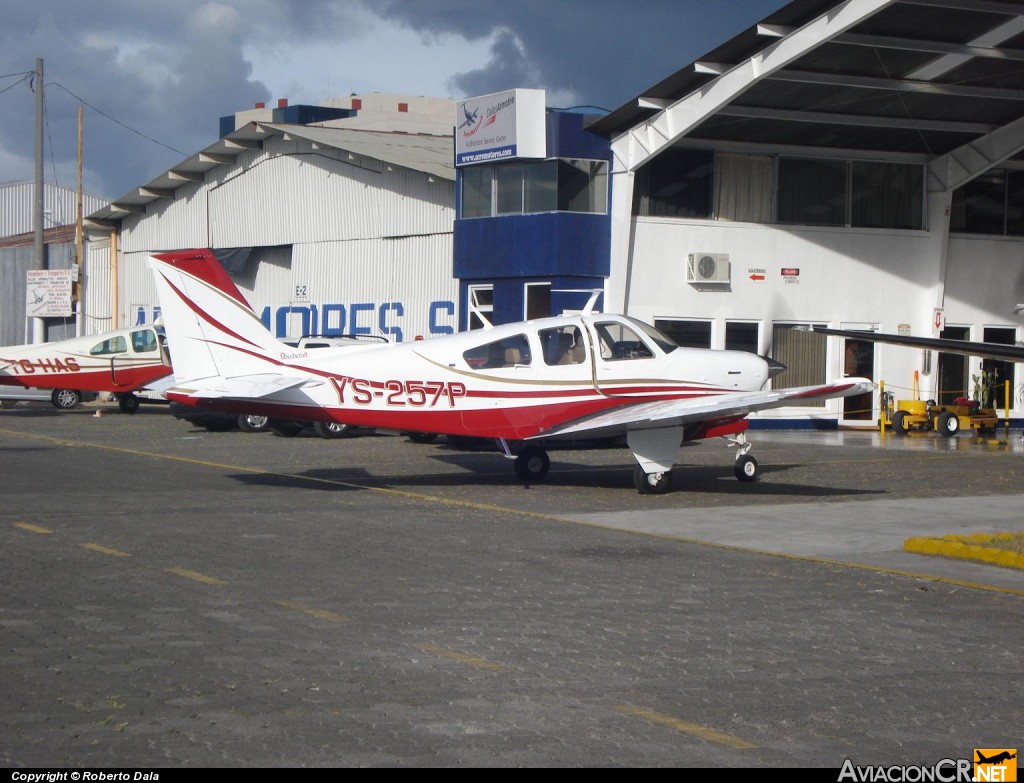 YS-257P - Beechcraft 36 Bonanza - Privado