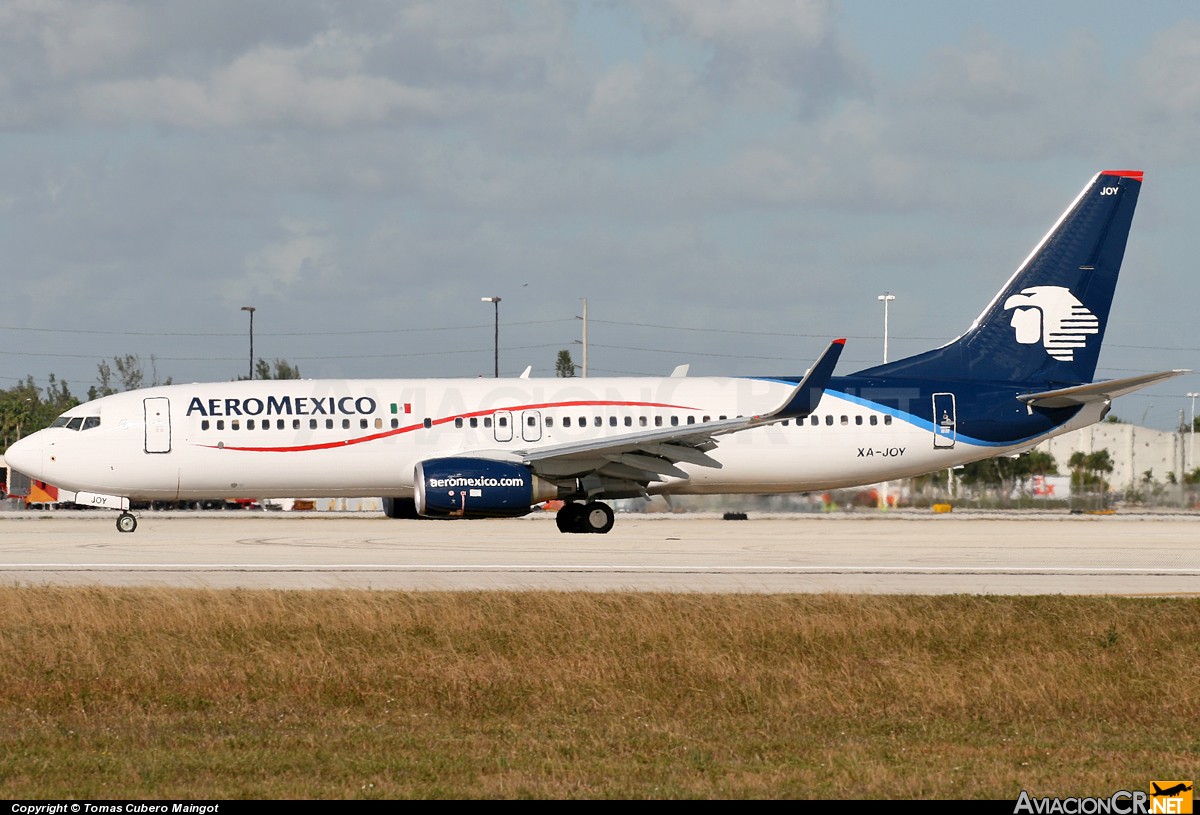 XA-JOY - Boeing 737-852 - Aeromexico