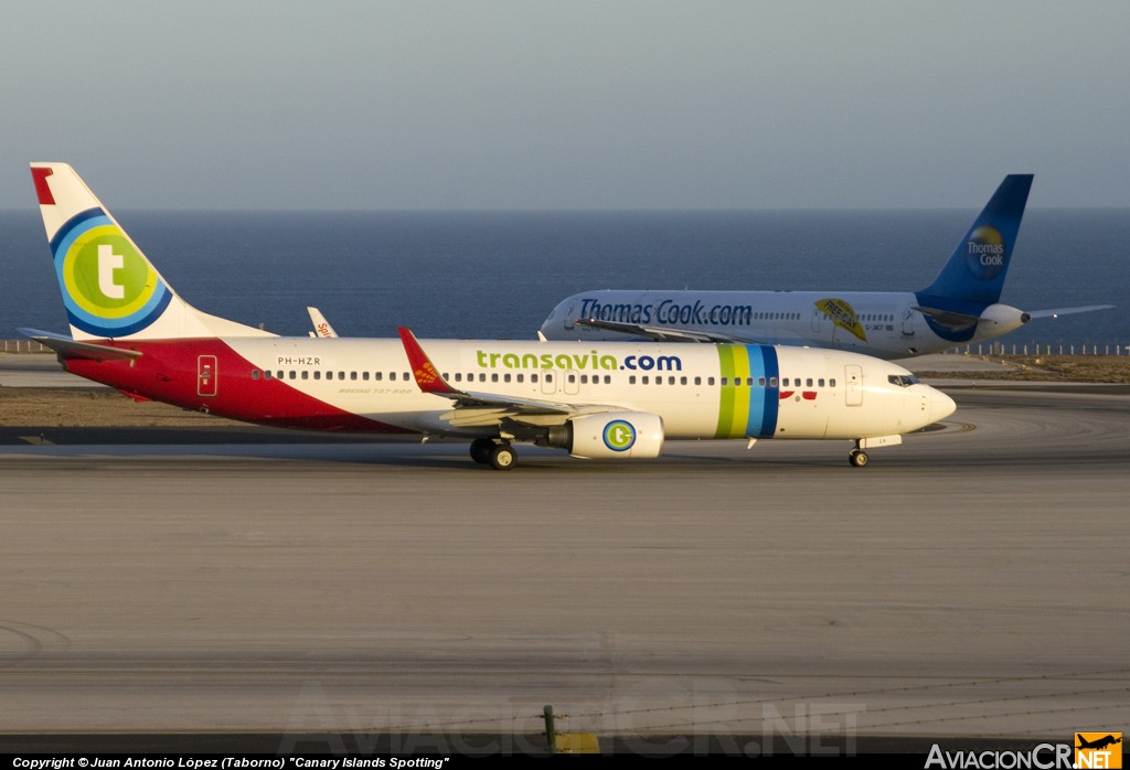 PH-HZR - Boeing 737-86N - Transavia Airlines