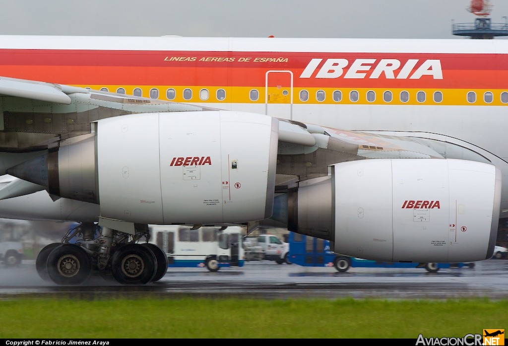 EC-JFX - Airbus A340-642 - Iberia