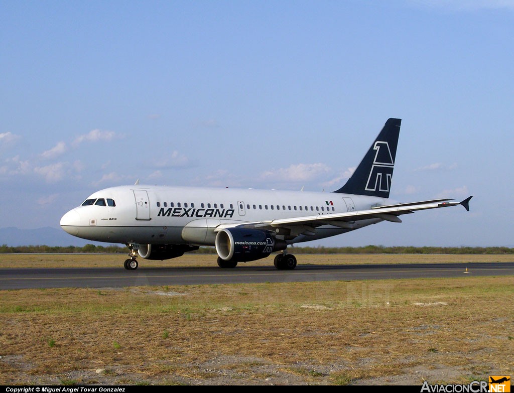 XA-UBV - Airbus A318-111 - Mexicana