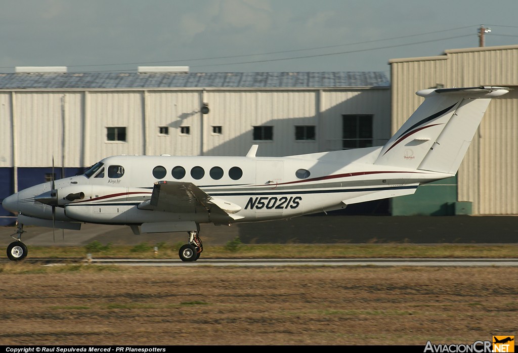 N5021S - King Air B200 - RG Engineering