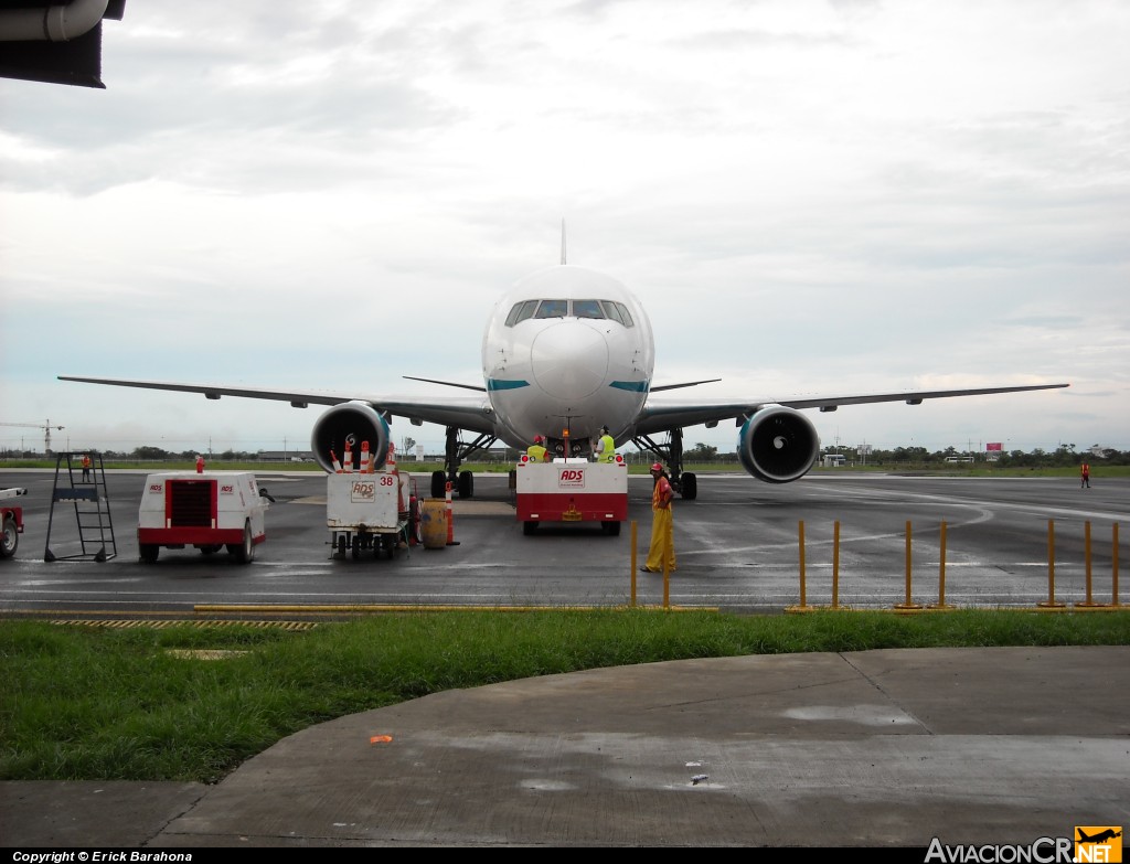 G-OOBM - Boeing 767-324/ER - First Choice Airways