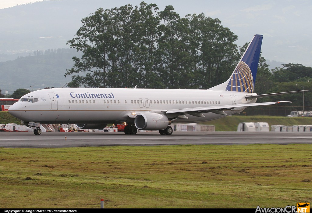 N38403 - Boeing 737-924 - Continental Airlines