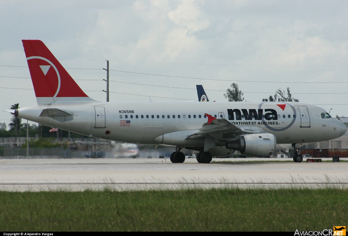 N365NB - Airbus A319-114 - Northwest Airlines