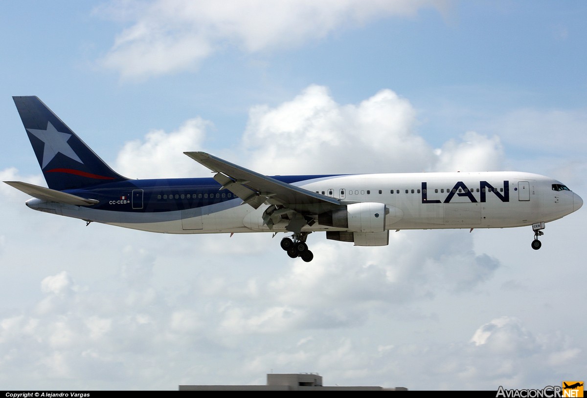 CC-CEB - Boeing 767-316/ER - LAN Chile