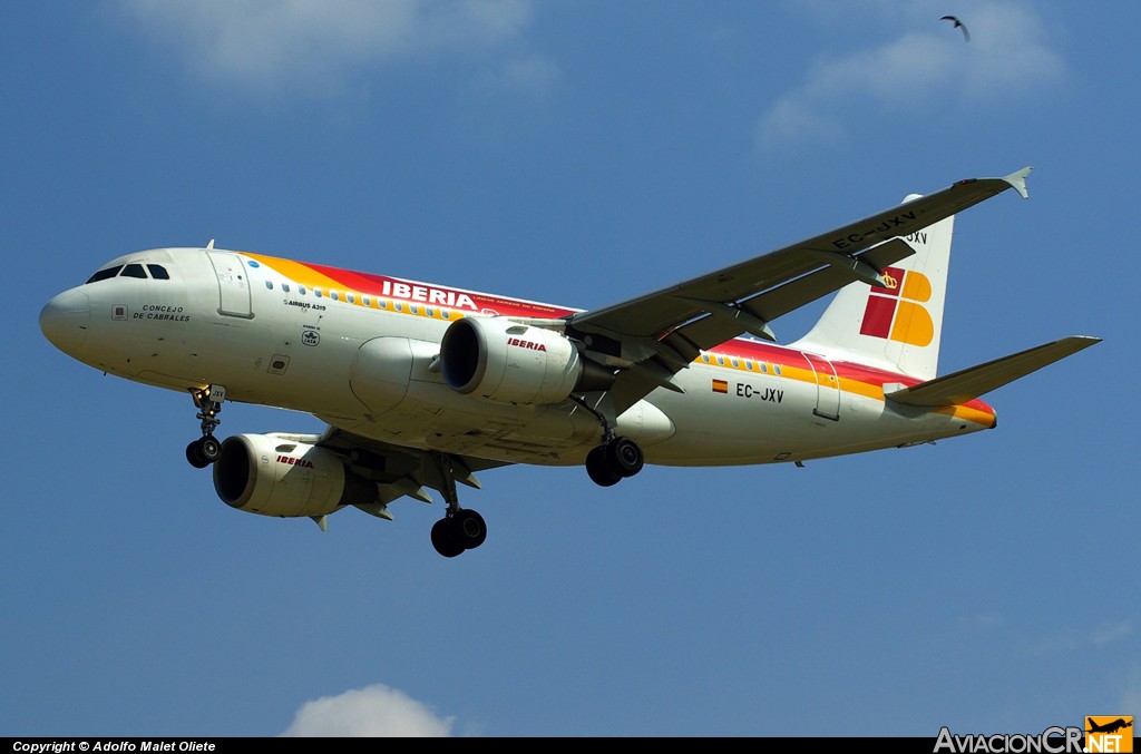 EC-JXV - Airbus A319-111 - Iberia