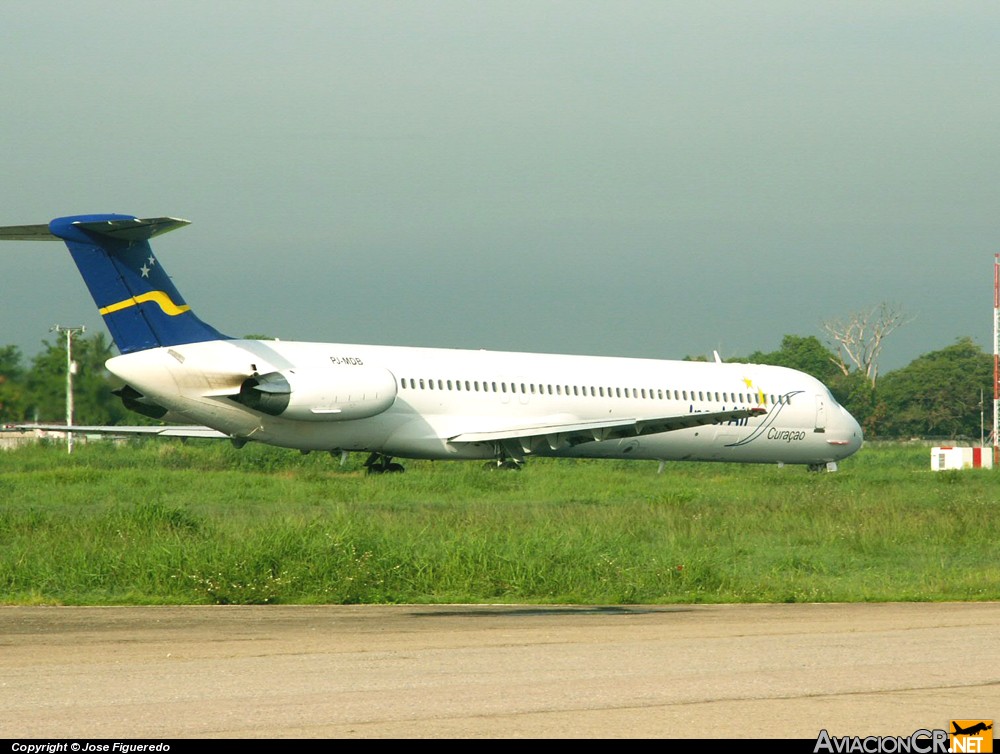 PJ-MDB - McDonnell Douglas MD-82 (DC-9-82) - Insel Air