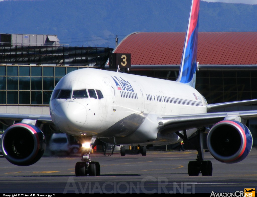 N652DL - Boeing 757-232 - Delta Air Lines