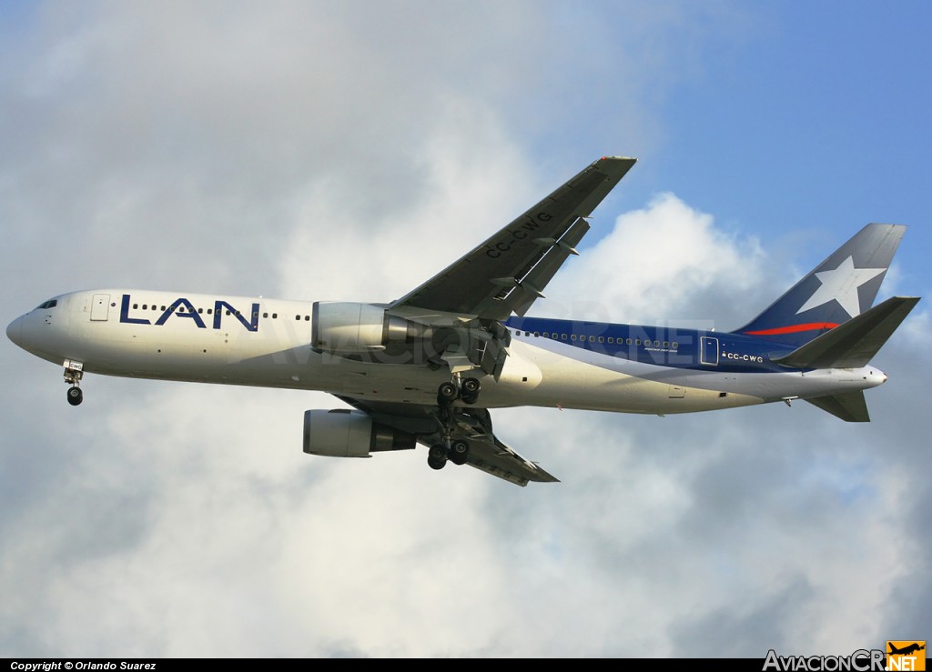 CC-CWG - Boeing 767-316/ER - LAN Chile
