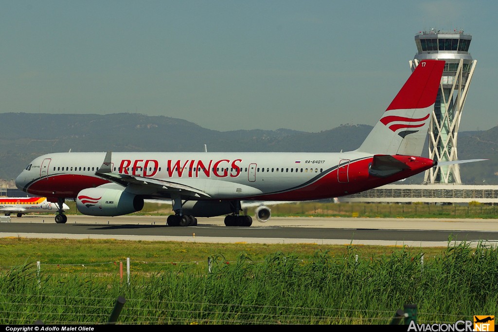RA-64017 - Tupolev Tu-204-100 - Red Wings