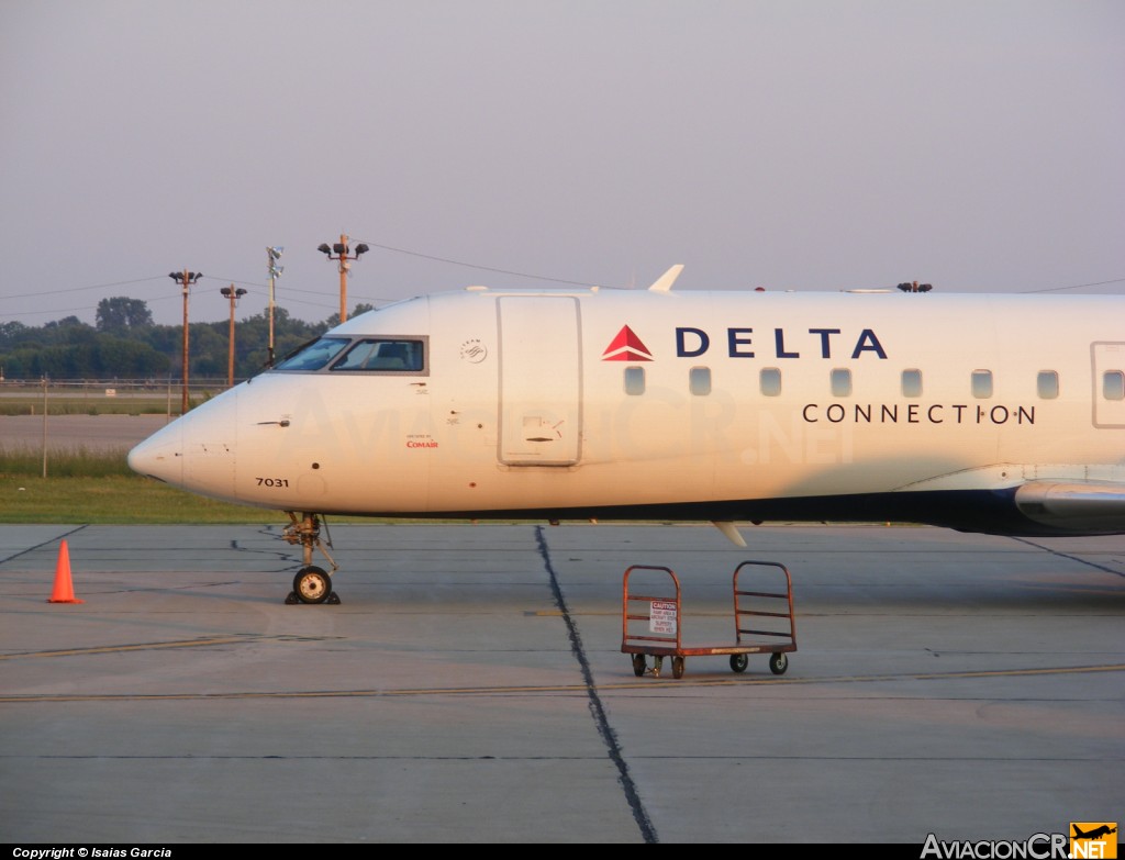 N927CA - Canadair CL-600-2B19 Regional Jet CRJ-100ER - Comair - Delta Connection