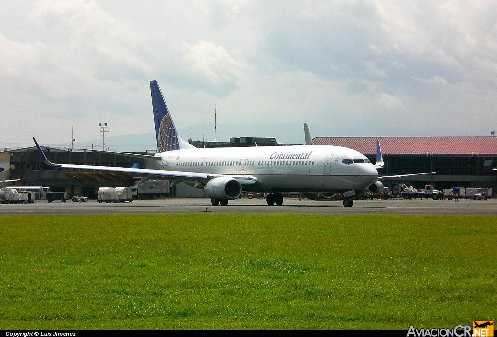 N37419 - Boeing 737-824 - Continental Airlines