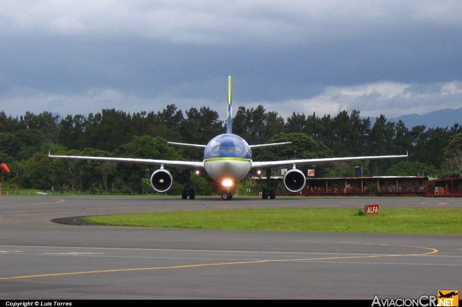 EC-IPT - Airbus A310-224/ET - Air Plus Comet