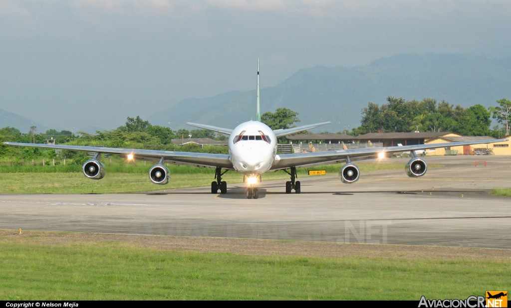 N661AV - Douglas DC-8-63(F) - Arrow Air