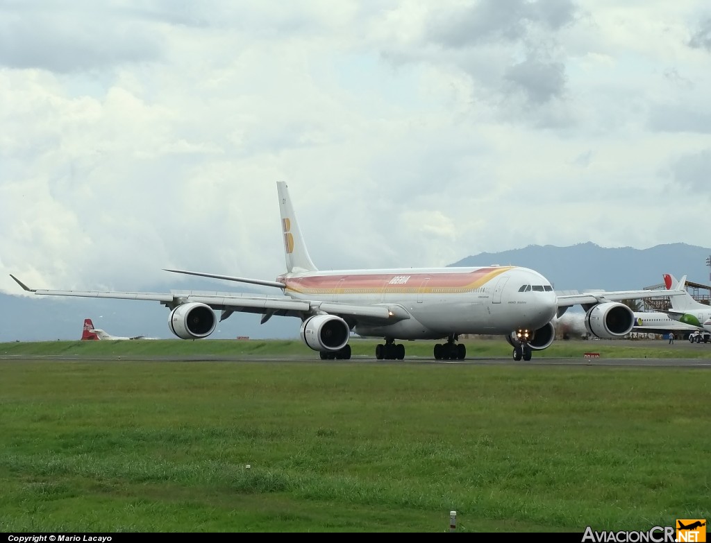 EC-JCY - Airbus A340-642 - Iberia