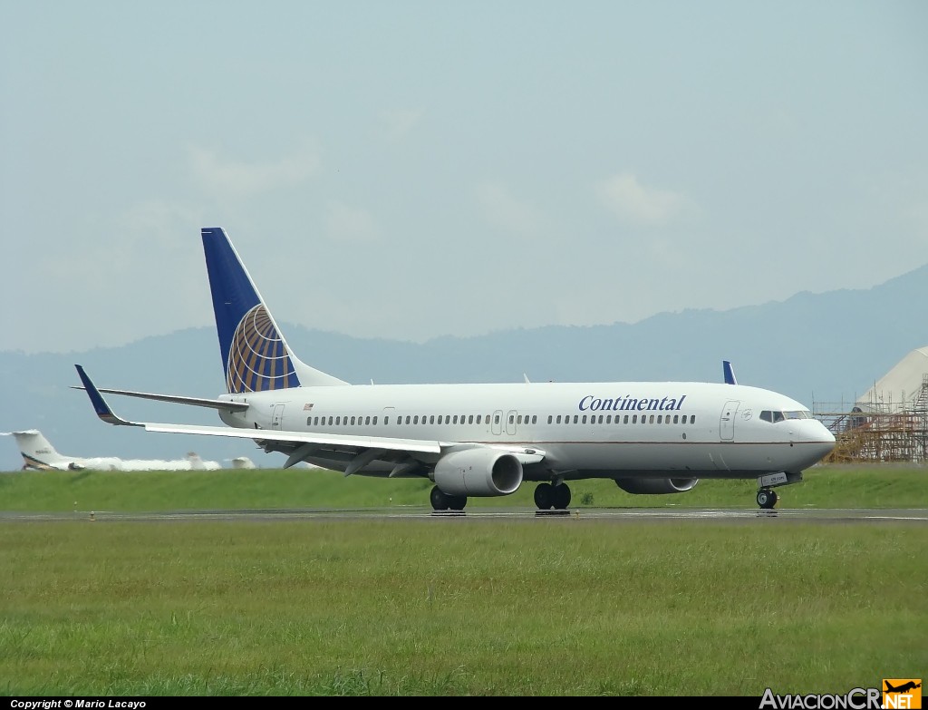 N37419 - Boeing 737-824 - Continental Airlines