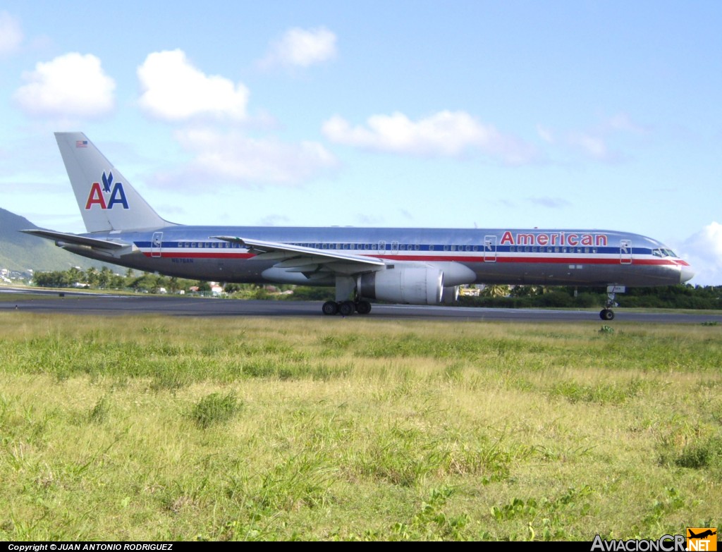 N676AN - Boeing 757-223 - American Airlines