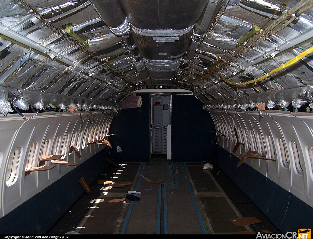 PJ-SEF - McDonnell Douglas MD-82 (DC-9-82) - Dutch Caribbean Airlines (DCA)