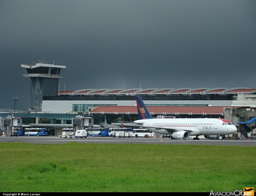 N491TA - Airbus A320-233 - TACA