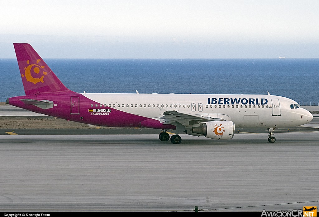 EC-KEN - Airbus A320-214 - Iberworld