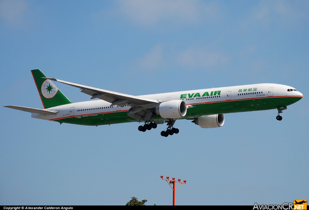 B-16709 - Boeing 777-35E/ER - EVA Air