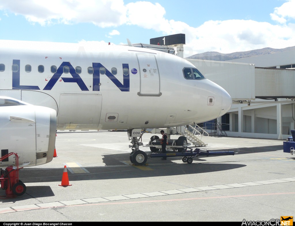 CC-COU - Airbus A319-132 - LAN Airlines