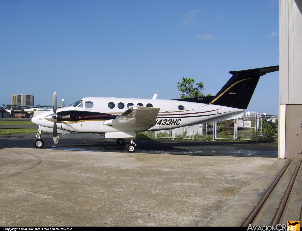 N433HC - Beechcraft Super King Air B200 - Lj 1381 Corp