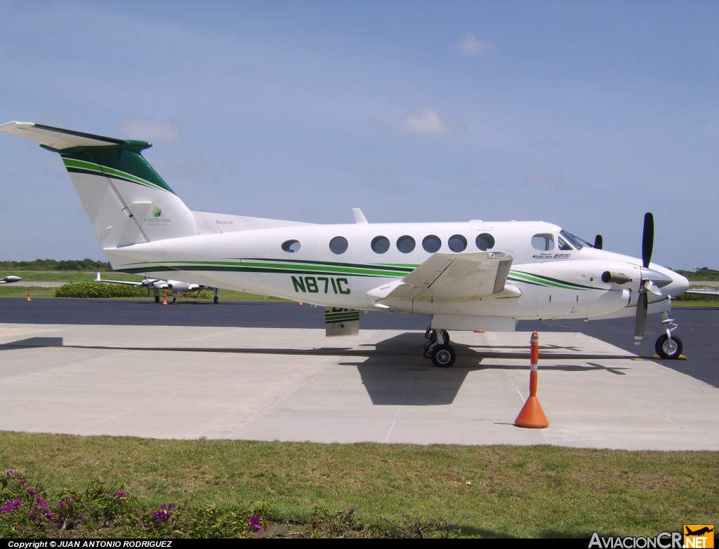 N871C - Beechcraft Super King Air B200 - Privado
