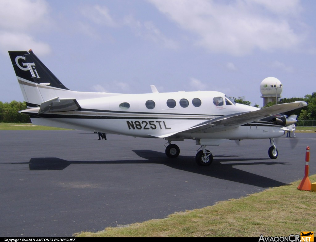 N825TL - Beechcraft C90GTI King Air - Privado