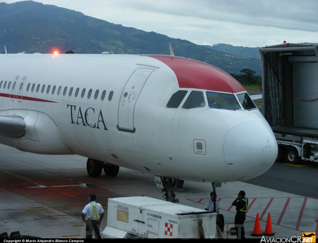 N484TA - Airbus A320-233 - TACA