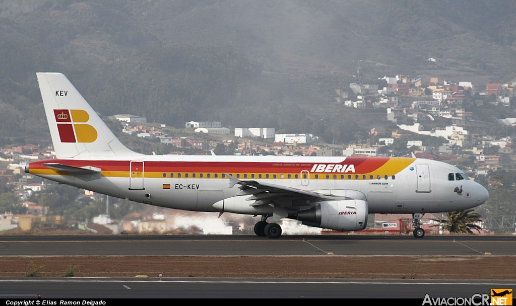 EC-KEV - Airbus A319-111 - Iberia