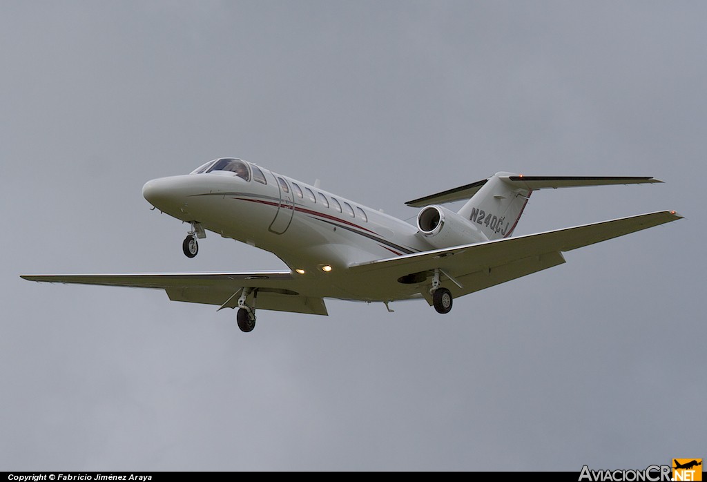 N240CJ - Cessna 525B CitationJet 3 - Privado