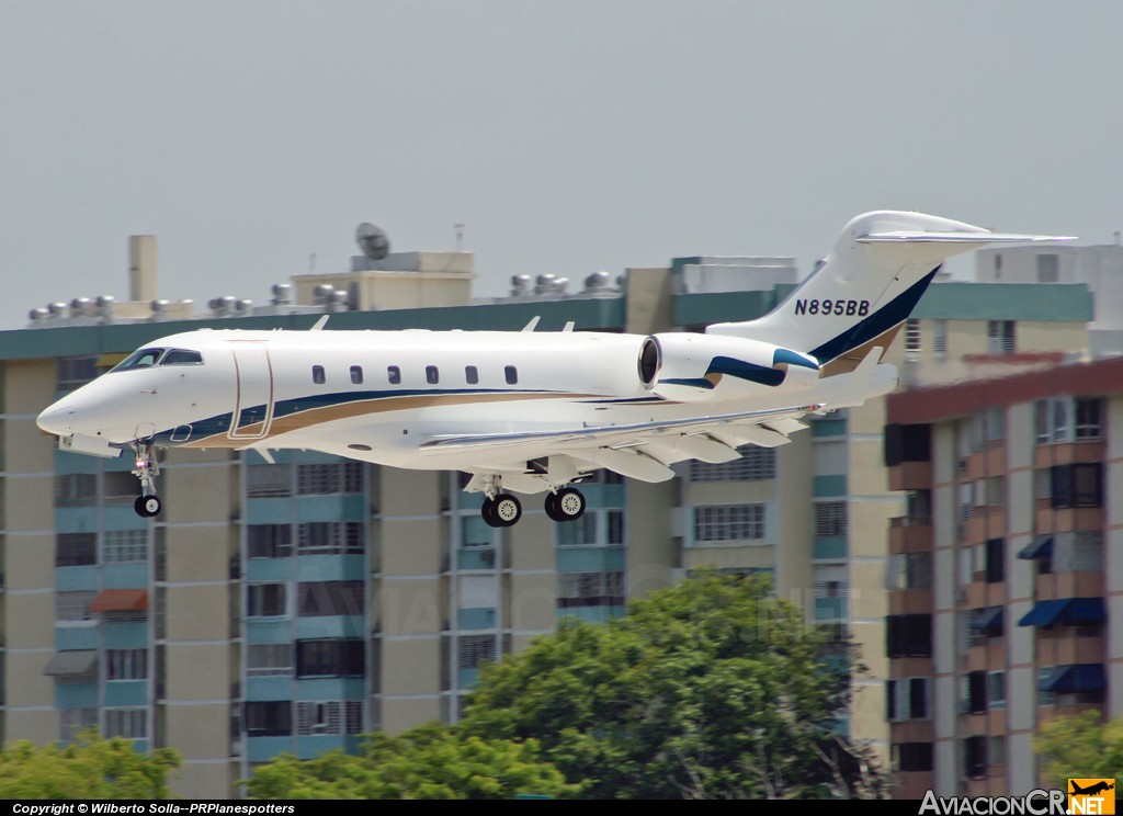 N895BB - Bombardier BD-100-1A10 Challenger 300 - Privado