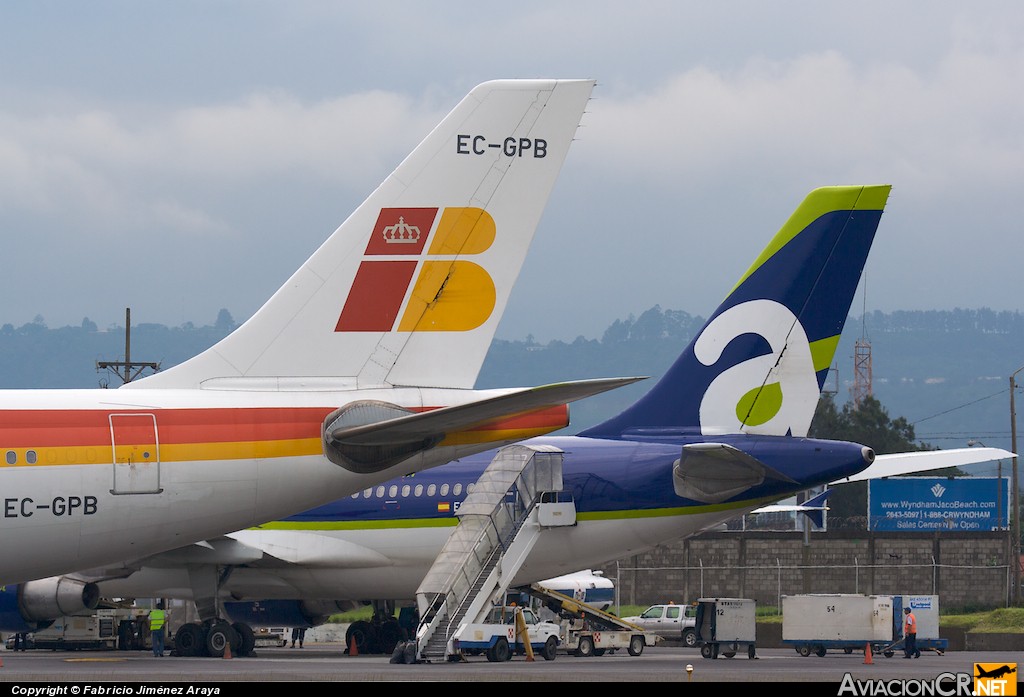 EC-GPB - Airbus A340-313X - Iberia