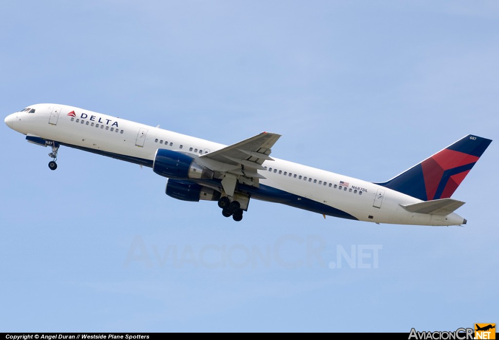 N687DL - Boeing 757-232 - Delta Airlines