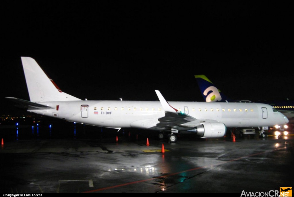 TI-BCF - Embraer 190-100IGW - TACA International Airlines