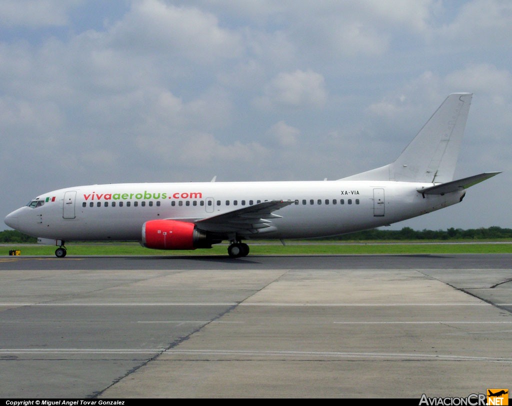 XA-VIA - Boeing 737-3B7 - Viva Aerobus