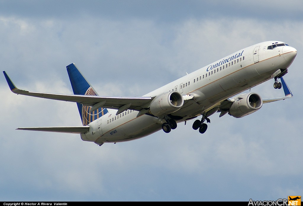 N71411 - Boeing 737-924 - Continental Airlines