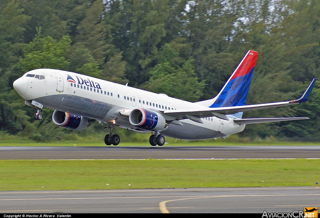 N3760C - Boeing 737-832 - Delta Air Lines