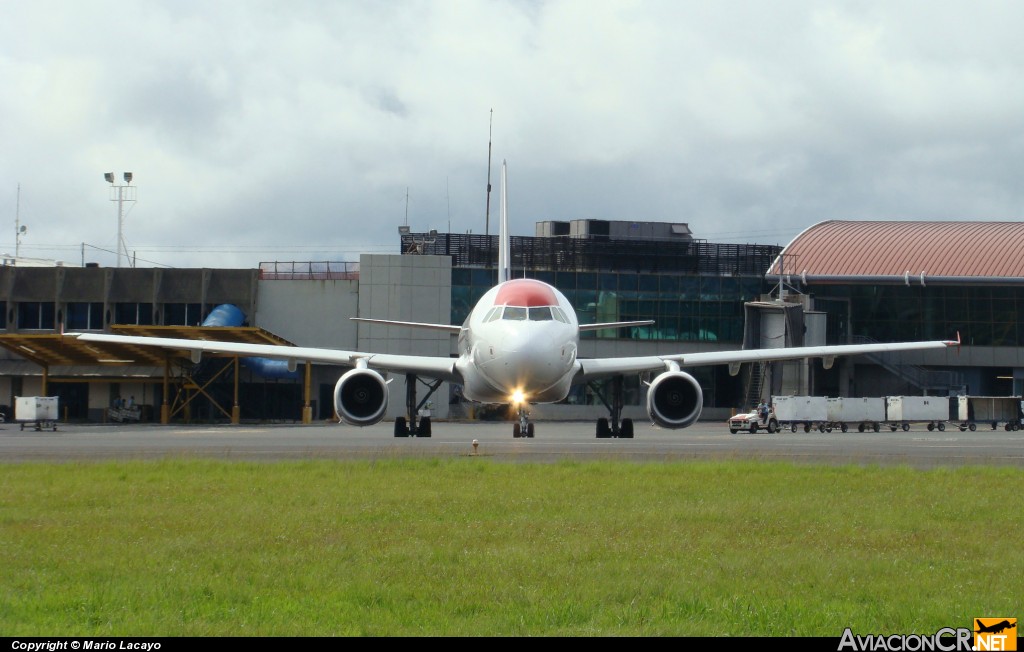 N494TA - Airbus A320-233 - TACA