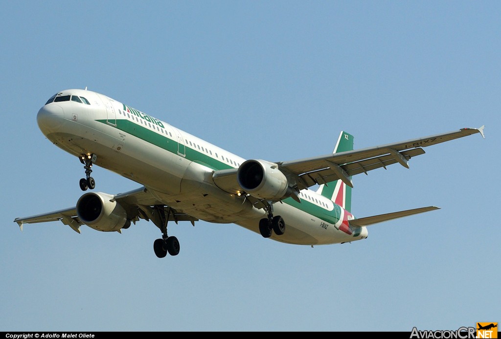 I-BIXZ - Airbus A321-112 - Alitalia