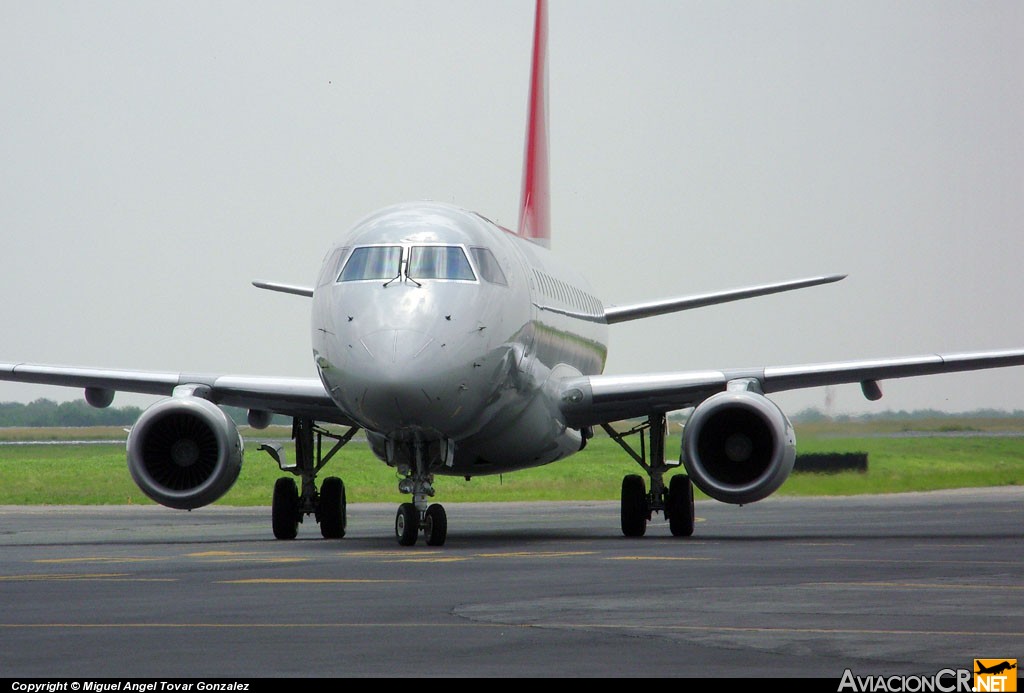N612CZ - Embraer ERJ 170-200 LR - Northwest Airlink (Compass Airlines)