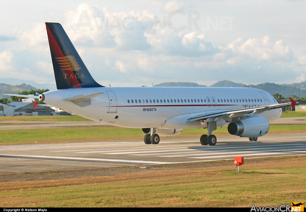 N680TA - Airbus A320-233 - TACA