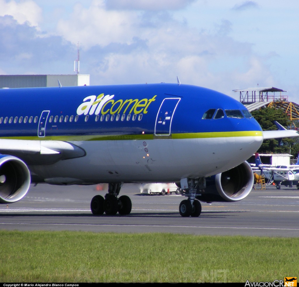 EC-IPT - Airbus A310-224/ET - Air Plus Comet
